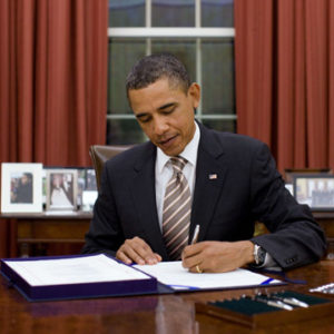 President Obama signs FSMA into law. | Credit: Pete Souza | License: CC0 / Public Domain