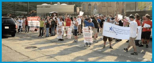 Challenges to American Water’s illegal actions by the UWUA’s 2,400 members working there have resulted in a series of orders and complaints by the NLRB. American Water is the nation’s largest investor-owned water and wastewater utility company. Pictured above, UWUA members taking it to the streets to preserve good wages, benefits and working conditions.